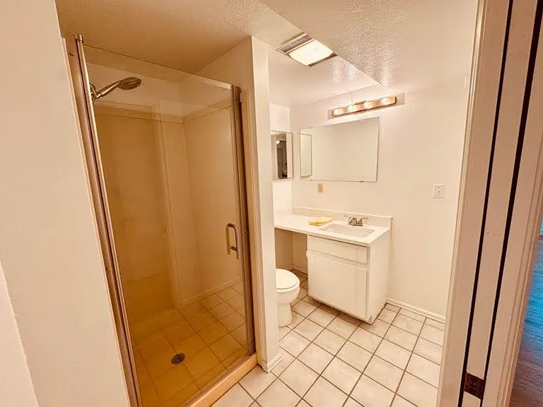 3807 Paseo Del Prado — Photo 34