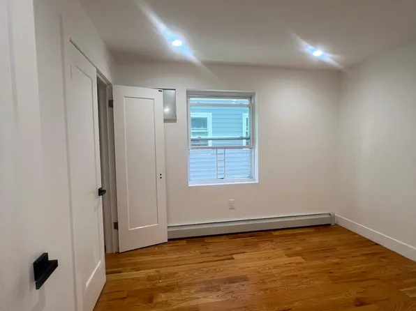 632 Beach 68th Street image 3 of 8