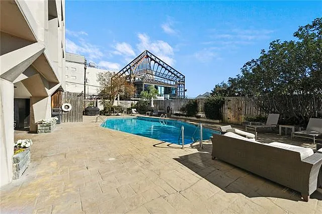 2100 Saint Charles Ave #3J — Photo 3