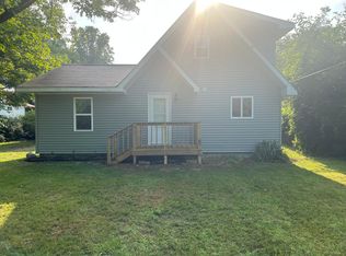 6360 Leora Ln, Ottawa Lake, MI 49267