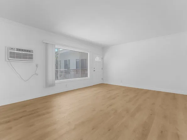 11661 Erwin St APT 14, North Hollywood, CA 91606