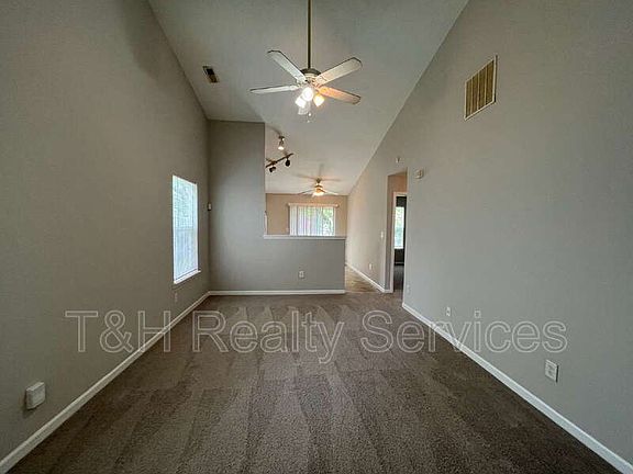 4th image of 10939 Amber Glow Ln
