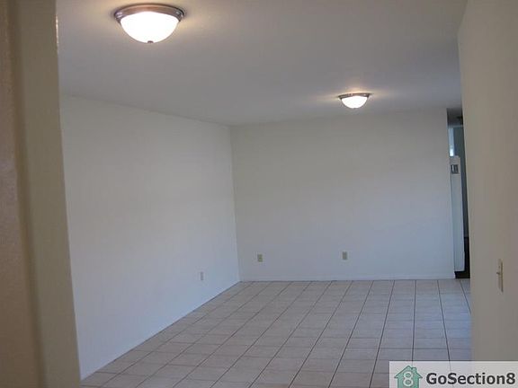 5th image of 412 W 55th St