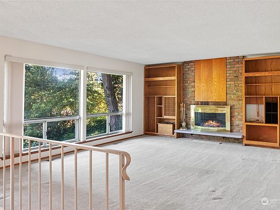 4th image of 18329 57th Avenue NE