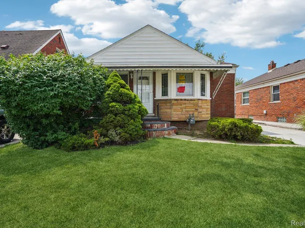 15237 Warwick Ave, Allen Park, MI 48101