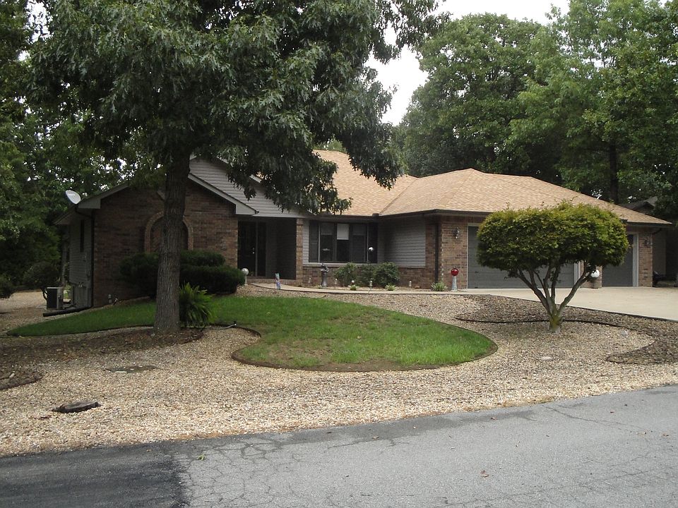 1st image of 18 Monikie Dr