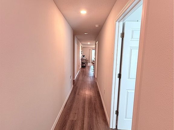 3rd image of 1388 Stone Ridge Cir