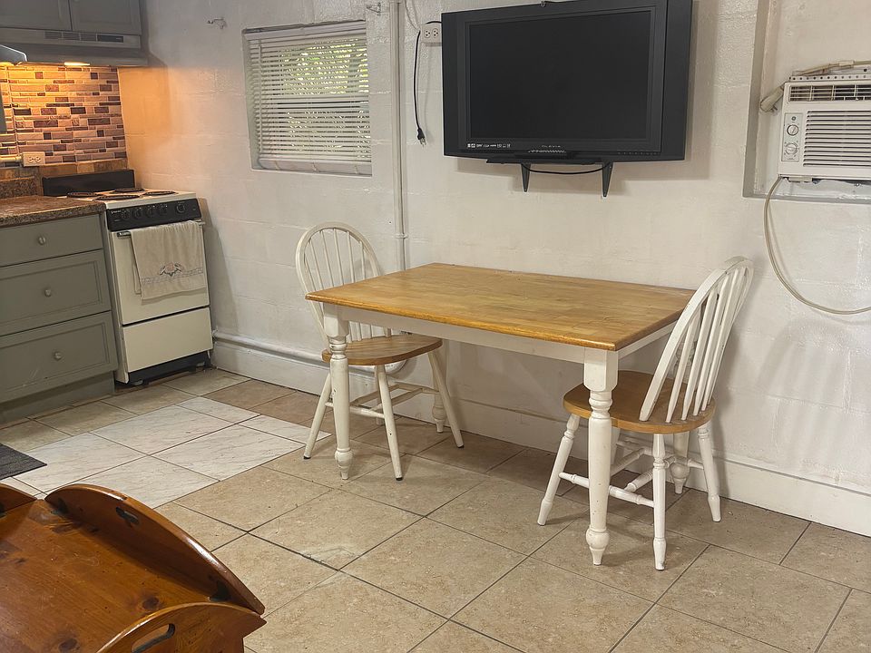2nd image of 37450 State Road 19 APT B