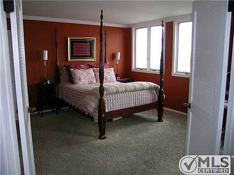 4th image of 2926 Kellogg St APT B14
