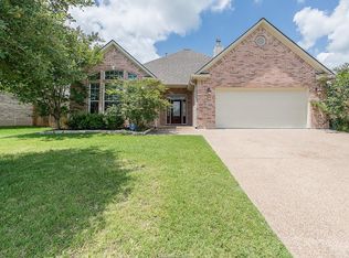 3904 Tournay Ln, College Station, TX 77845