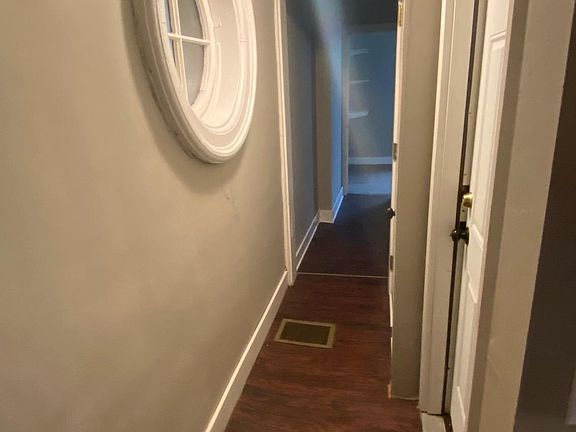 5th image of 2350 Wheeler St #1