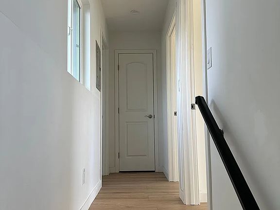 5th image of 7026 Park Manor Ave