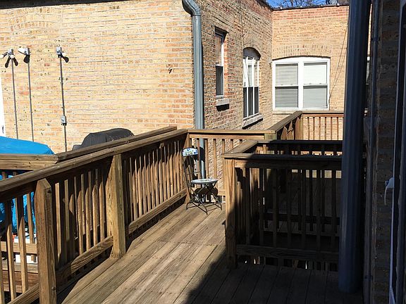 3rd image of 3806 W Belle Plaine Ave APT 3