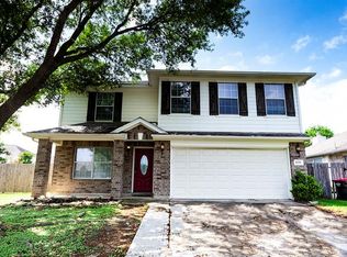 8218 Alannah Lagoon Dr, Houston, TX 77083