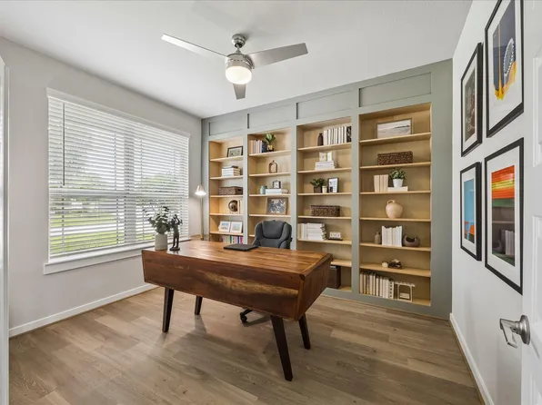 1520 Harvest Vine Ct, Friendswood, TX 77546