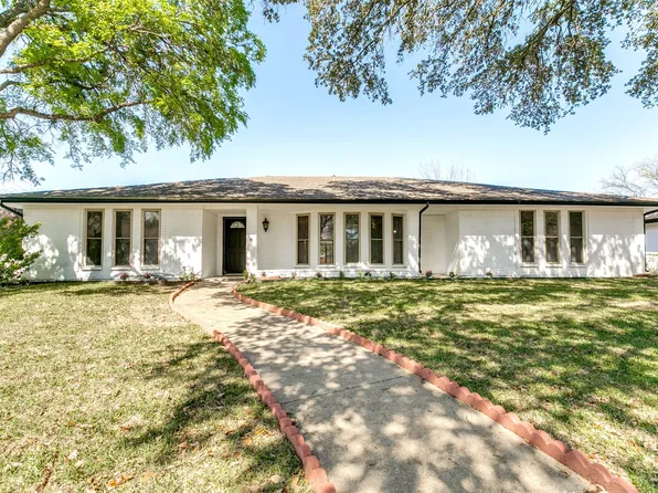 773 Juniper Ln, Lewisville, TX 75077