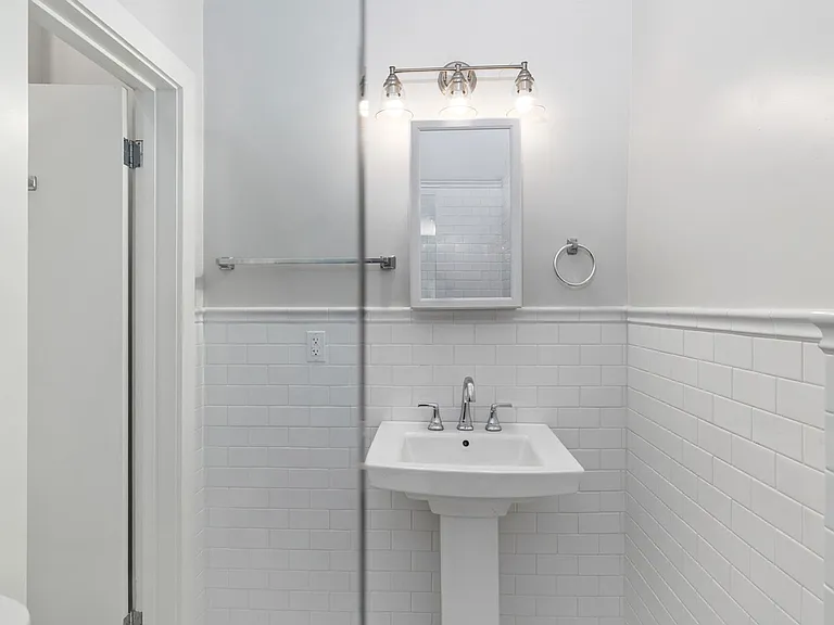 3843 Park Blvd #6 — Photo 13