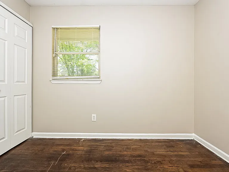 6637 Imperial Dr — Photo 8