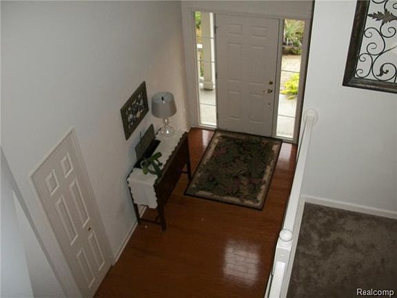 2nd image of 1198 Bellwood Ct