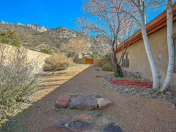 2nd image of 35 Tierra Monte Dr NE