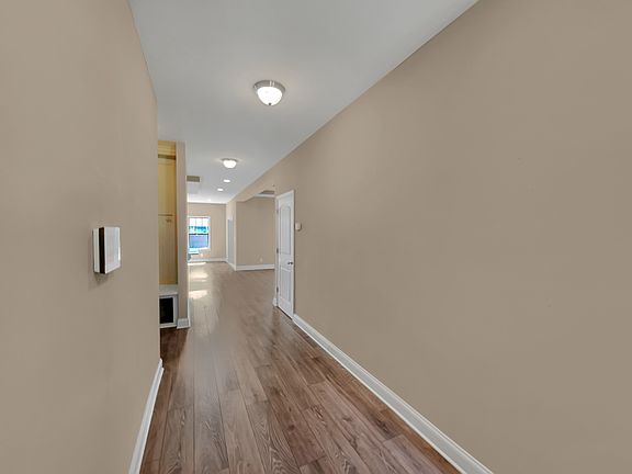 3rd image of 1023 Michaela Cir