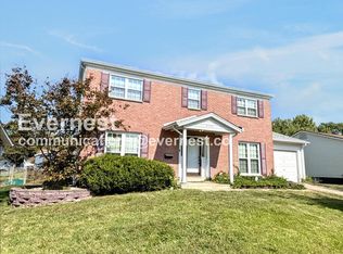 2185 Cottontail Dr, Florissant, MO 63033