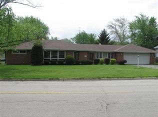 1896 E Duane Blvd, Kankakee, IL 60901