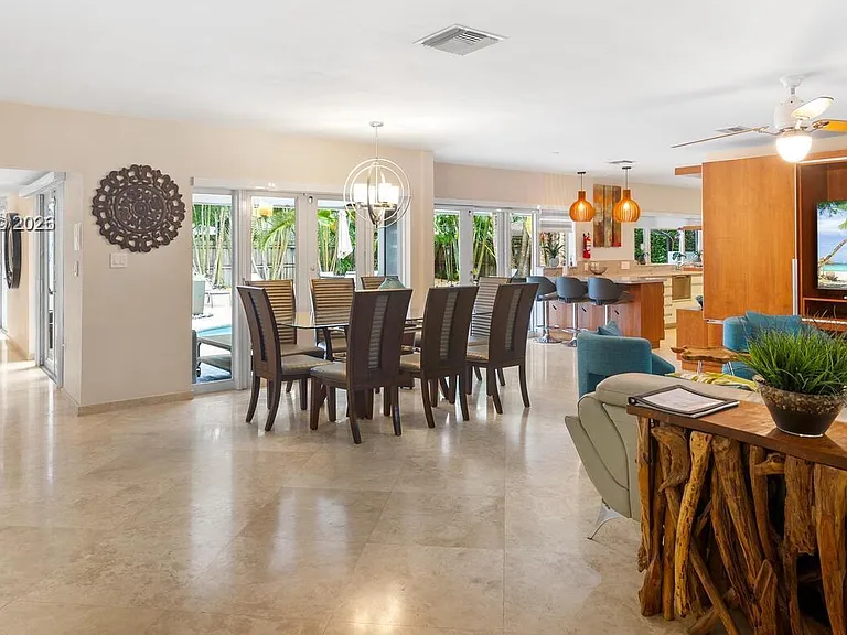 4101 Bayview Dr — Photo 11