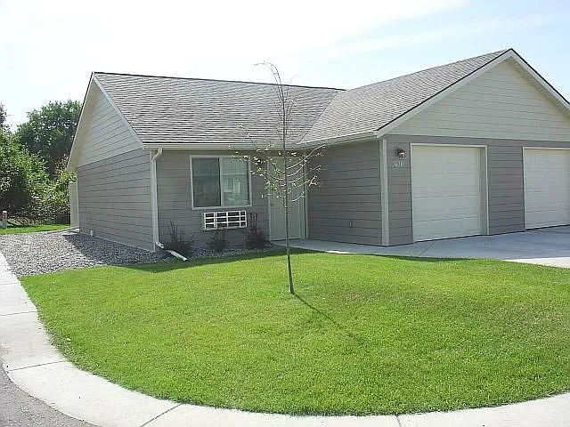 636 Samuel Ct #SEE DESCRIPTION