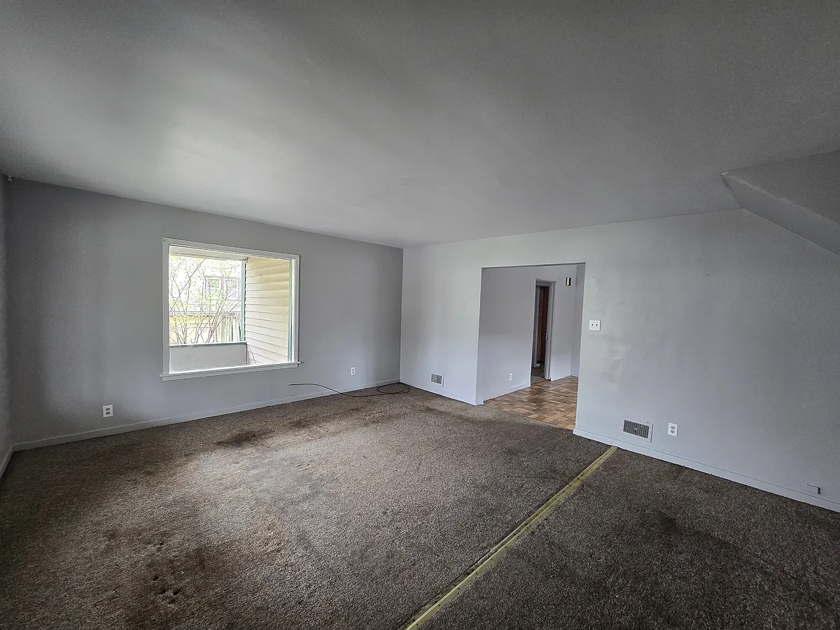 Building Photo - 216 Courtland St #1