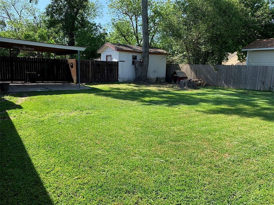 1st image of 8318 Highcrest Dr