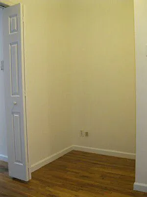 Rented by Tower Brokerage | media 30