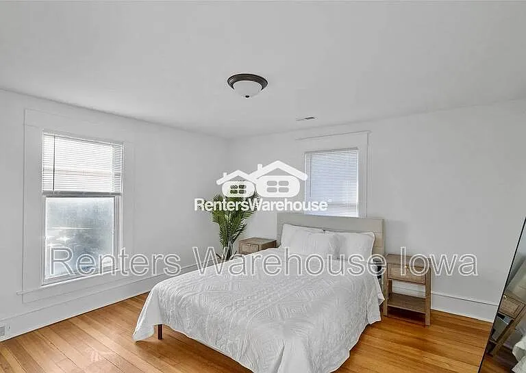 544 36th St #2 — Photo 10