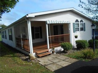 612 Sparrow Dr, Apollo, PA 15613