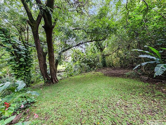 4th image of 3242 Pelekane Dr