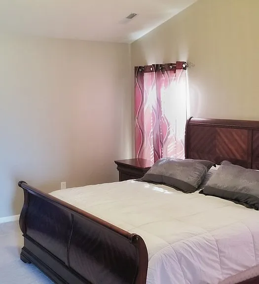 5064 Ballantine Dr — Photo 8