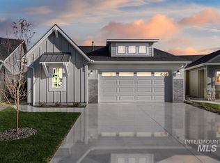 122 W Hyndman Dr, Meridian, ID 83642