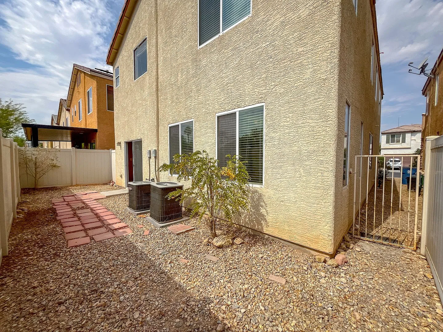 Charming 5-Bedroom Home in Desired Community! — Photo 3