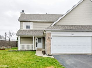523 Northgate Cir, Oswego, IL 60543