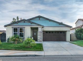 19706 Paige Pl, Saugus, CA 91350