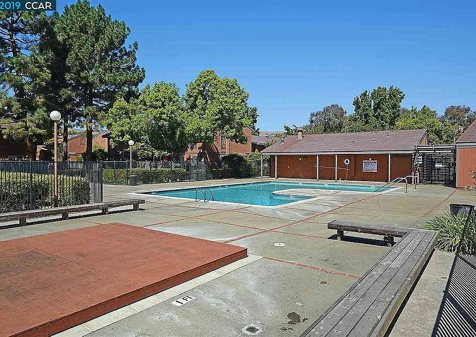1st image of 38627 Cherry Ln APT 98