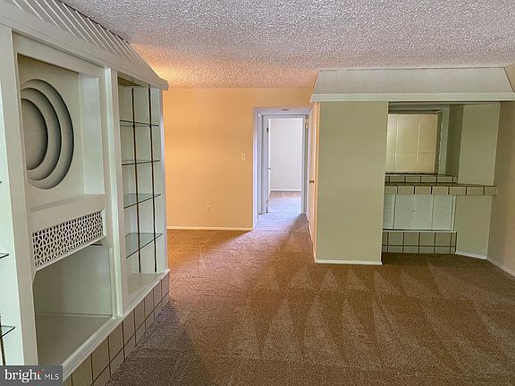4th image of 110 Birch St APT C2