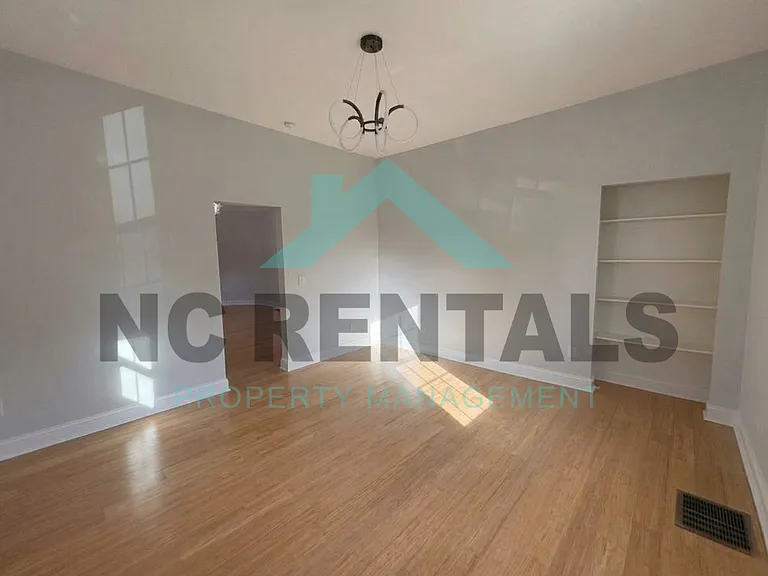 234 S Academy St — Photo 20