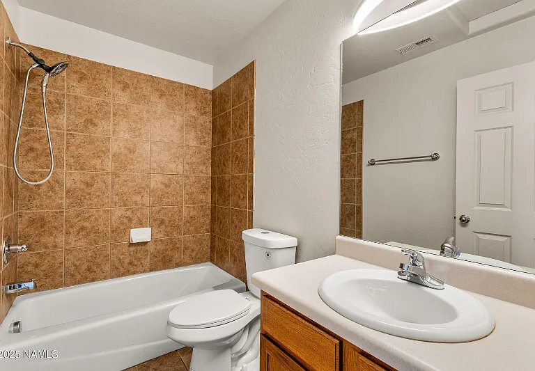 1326 E Trevor Way — Photo 26