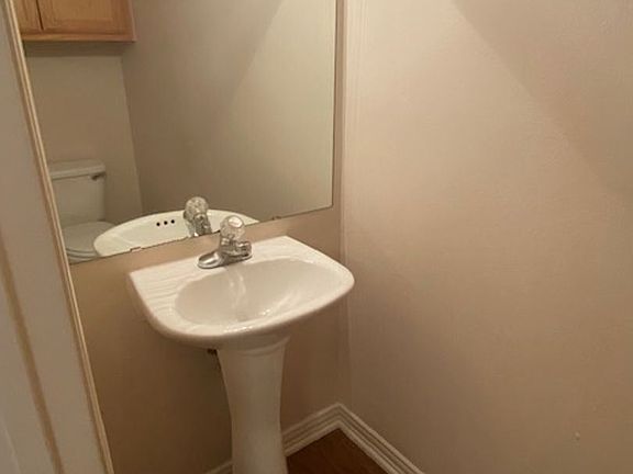 4th image of 2204 N Carroll Blvd #3