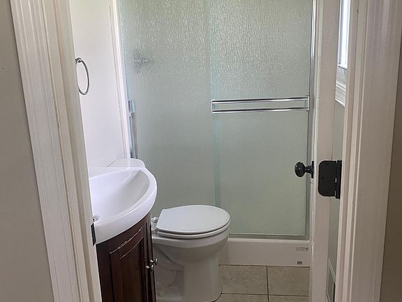 5th image of 704 Smith Way