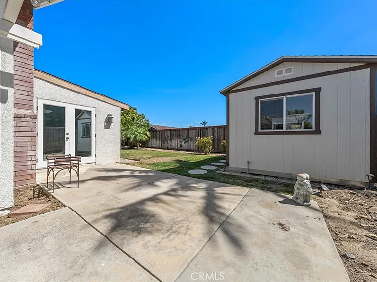 24662 Jeremiah Dr — Photo 33