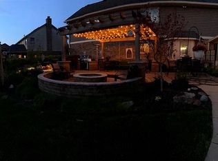 214 Yorkshire Blvd W, Cumberland, IN 46229