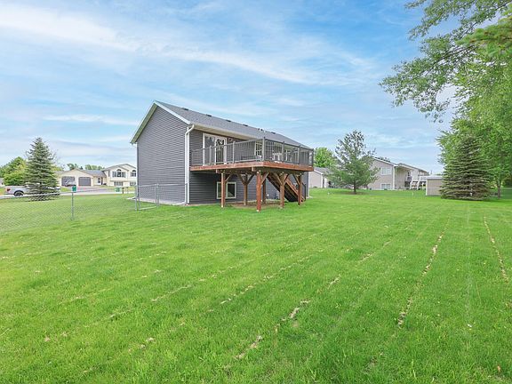 5th image of 2580 Lois Ln SE