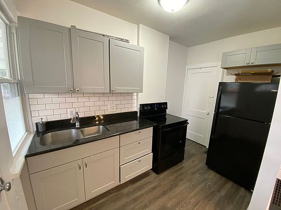 4th image of 163 E Hudson St #167